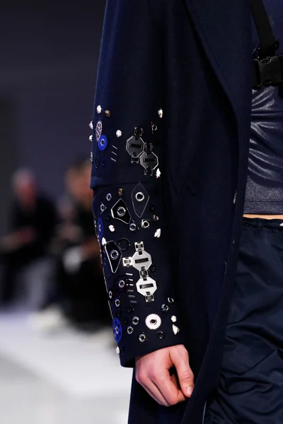 Look 65